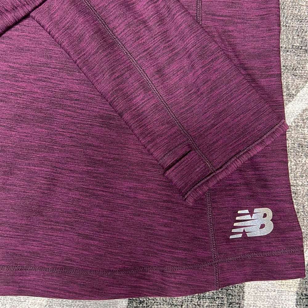 EUC/ New Balance/ Dry Fit Long Sleeve Activewear Top Purple Size S